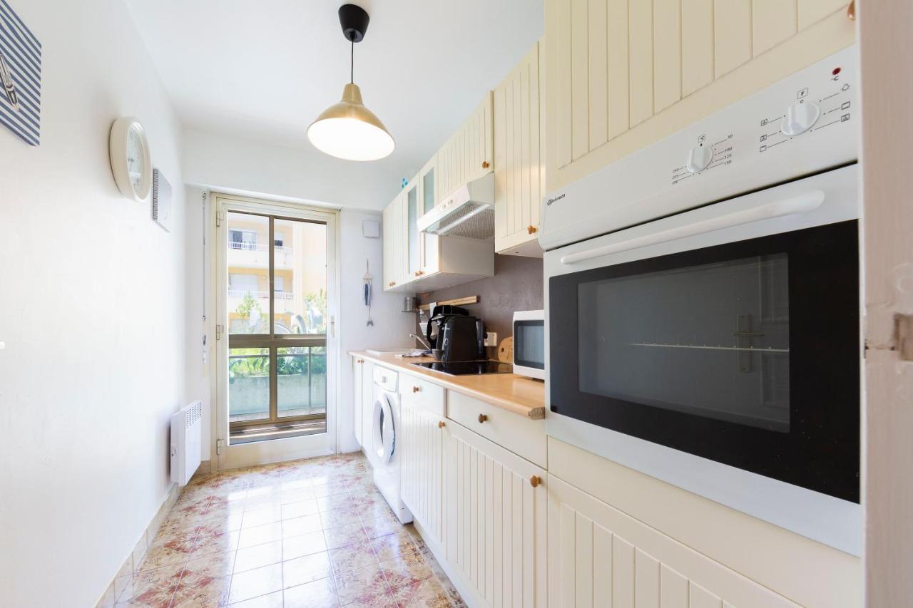 Apartment Seaside Канни Екстер'єр фото